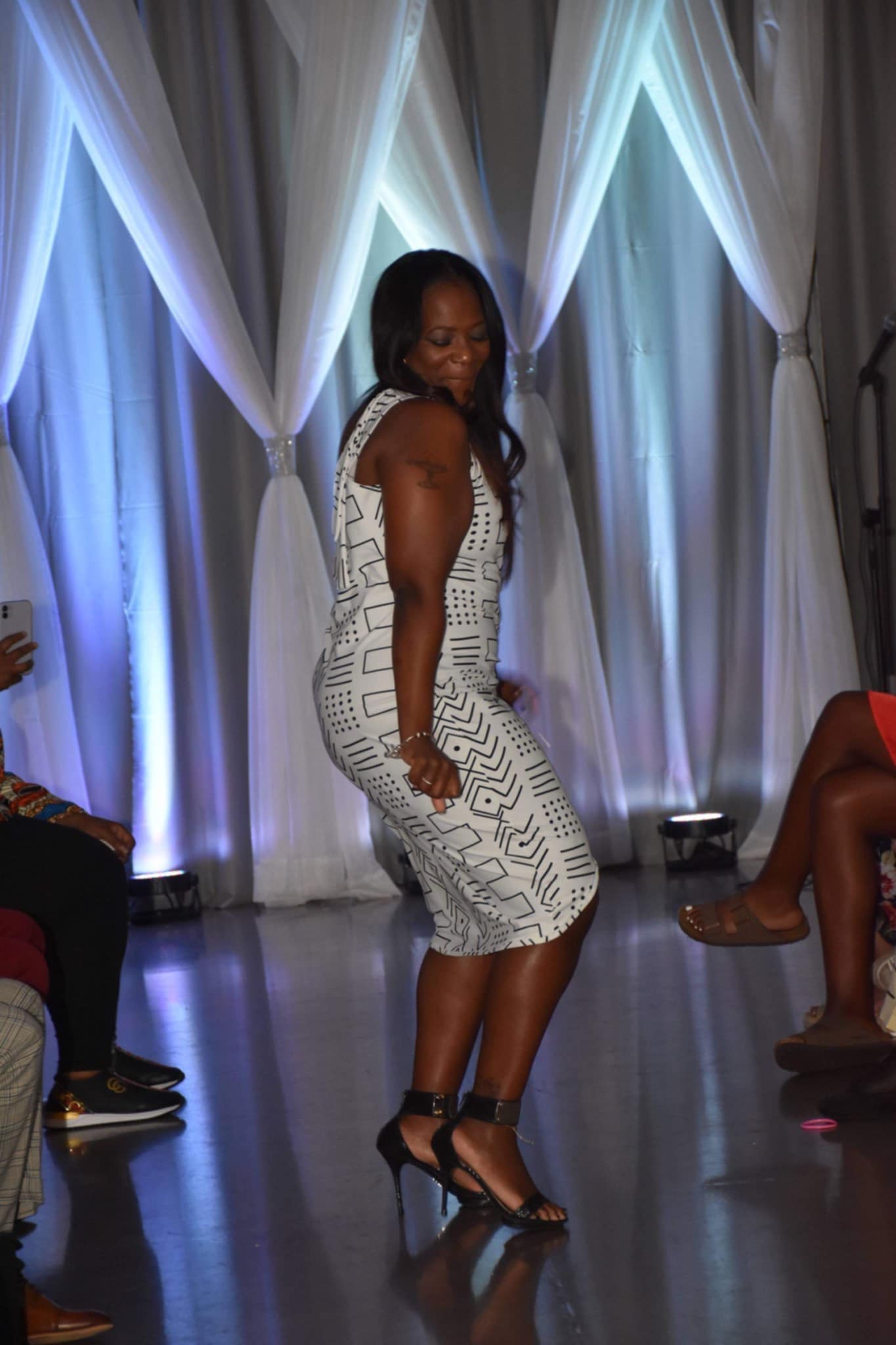 f4ee572e-b598-4513-aadd-8e1e0f401b61